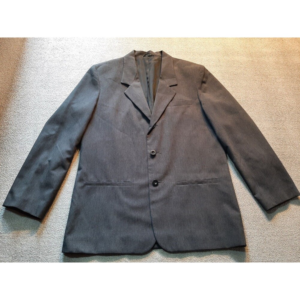 City Streets Men's Suit Size 40 Dark Gray